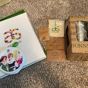 Arbonne Lot